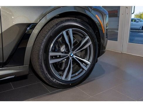 New 2026 BMW X7 xDrive40i w/ M Sport Package image 50