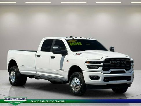Used 2025 RAM 3500 Big Horn AWD/4WD image 2