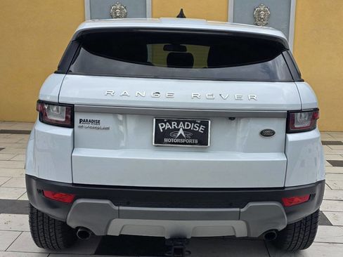 Used 2019 Land Rover Range Rover Evoque SE Premium image 6