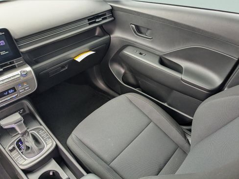 New 2026 Hyundai Kona SEL Sport FWD image 16