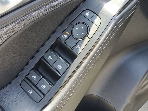 Used 2023 Nissan Rogue SV AWD/4WD image 20
