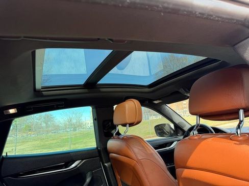 Used 2017 Maserati Levante image 17