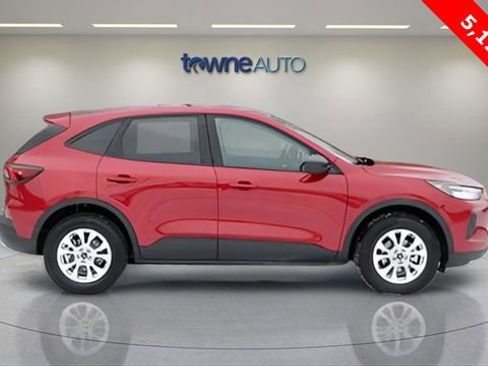 Used 2025 Ford Escape Active w/ Cold Weather Package image 4