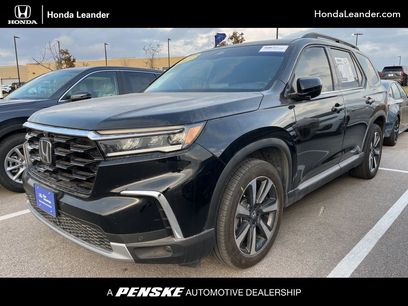 Used 2025 Honda Pilot Elite