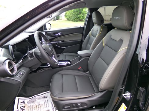 New 2026 Chevrolet Trax ACTIV w/ Driver Confidence Package FWD image 12