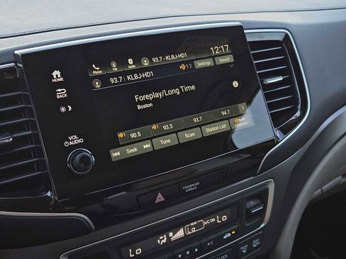 Used 2021 Honda Pilot EX-L image 16