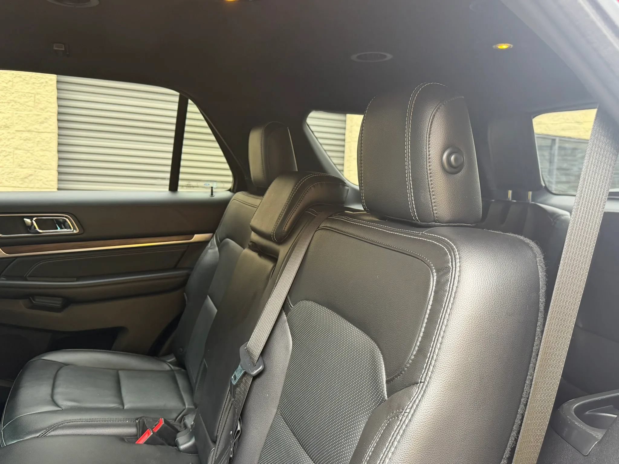 Used 2017 Ford Explorer Limited FWD image 32