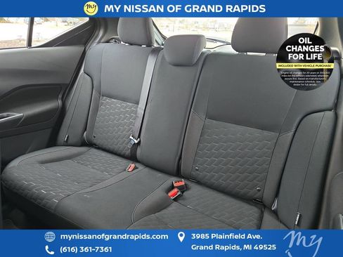 Used 2024 Nissan Kicks SV image 29