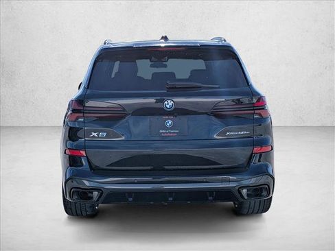 New 2026 BMW X5 xDrive50e image 8