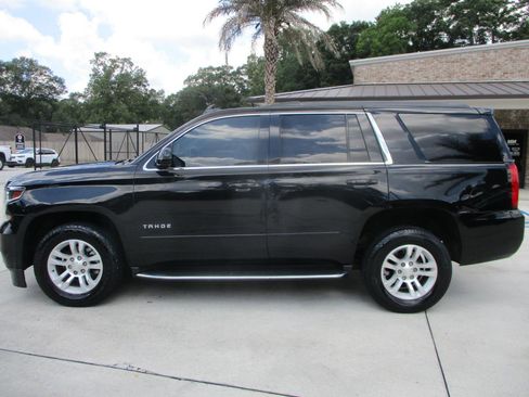 Used 2017 Chevrolet Tahoe LT RWD image 2