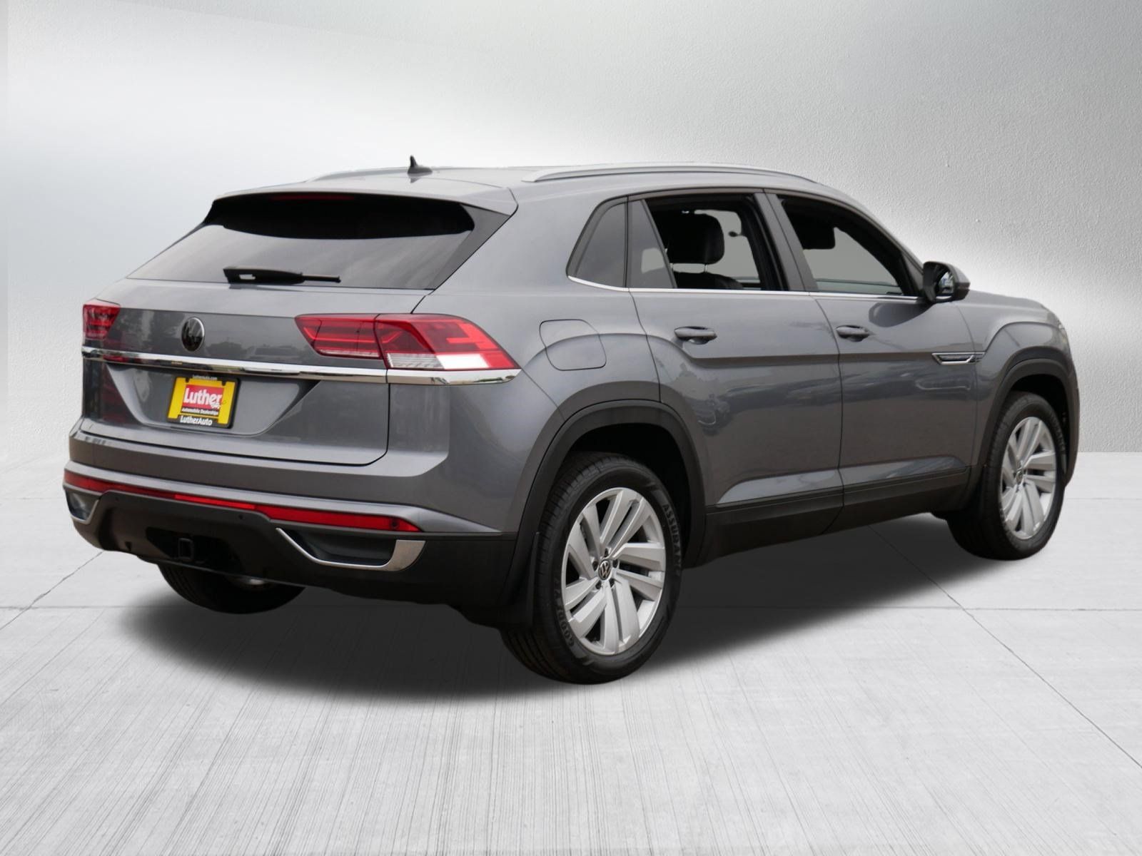 Certified 2021 Volkswagen Atlas Cross Sport SE AWD/4WD image 7