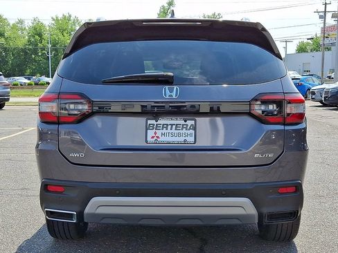 Used 2023 Honda Pilot Elite image 5