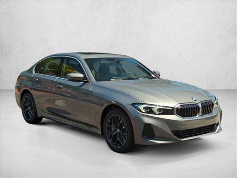 Used 2025 BMW 330i xDrive Sedan w/ Convenience Package AWD/4WD image 6