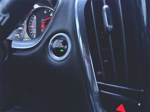 Used 2023 Chevrolet Traverse High Country w/ LPO, Floor Liner Package image 17