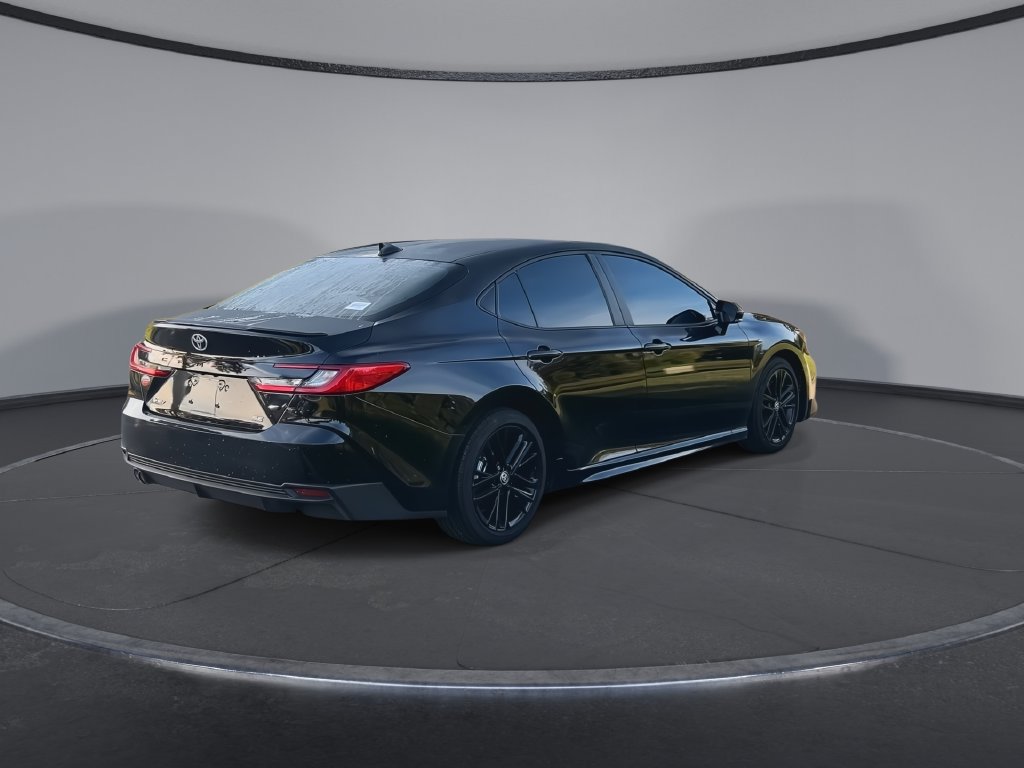 Used 2026 Toyota Camry SE FWD image 8