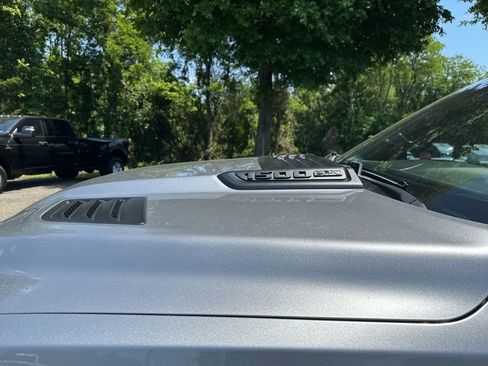 Used 2021 RAM 1500 Big Horn AWD/4WD image 3