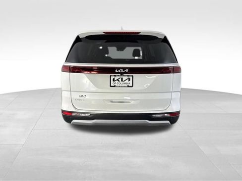 Certified 2024 Kia Carnival LX FWD image 8