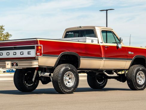 Used 1992 Dodge D/W Truck 350 image 19