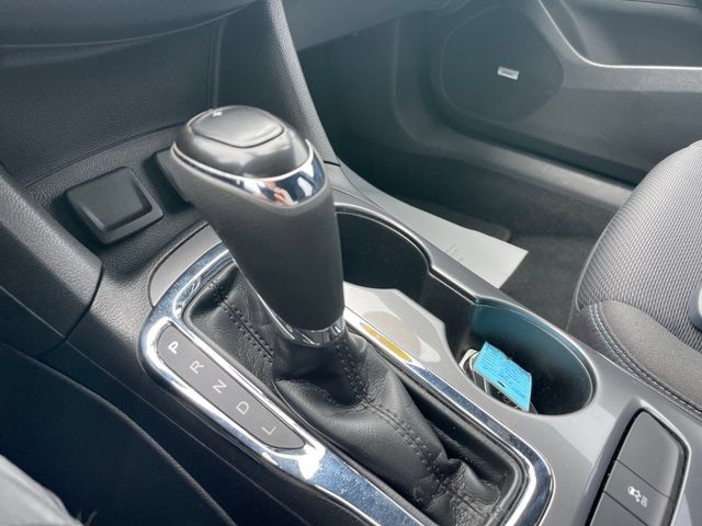 Used 2016 Chevrolet Cruze LT w/ Sun And Sound Package FWD image 15
