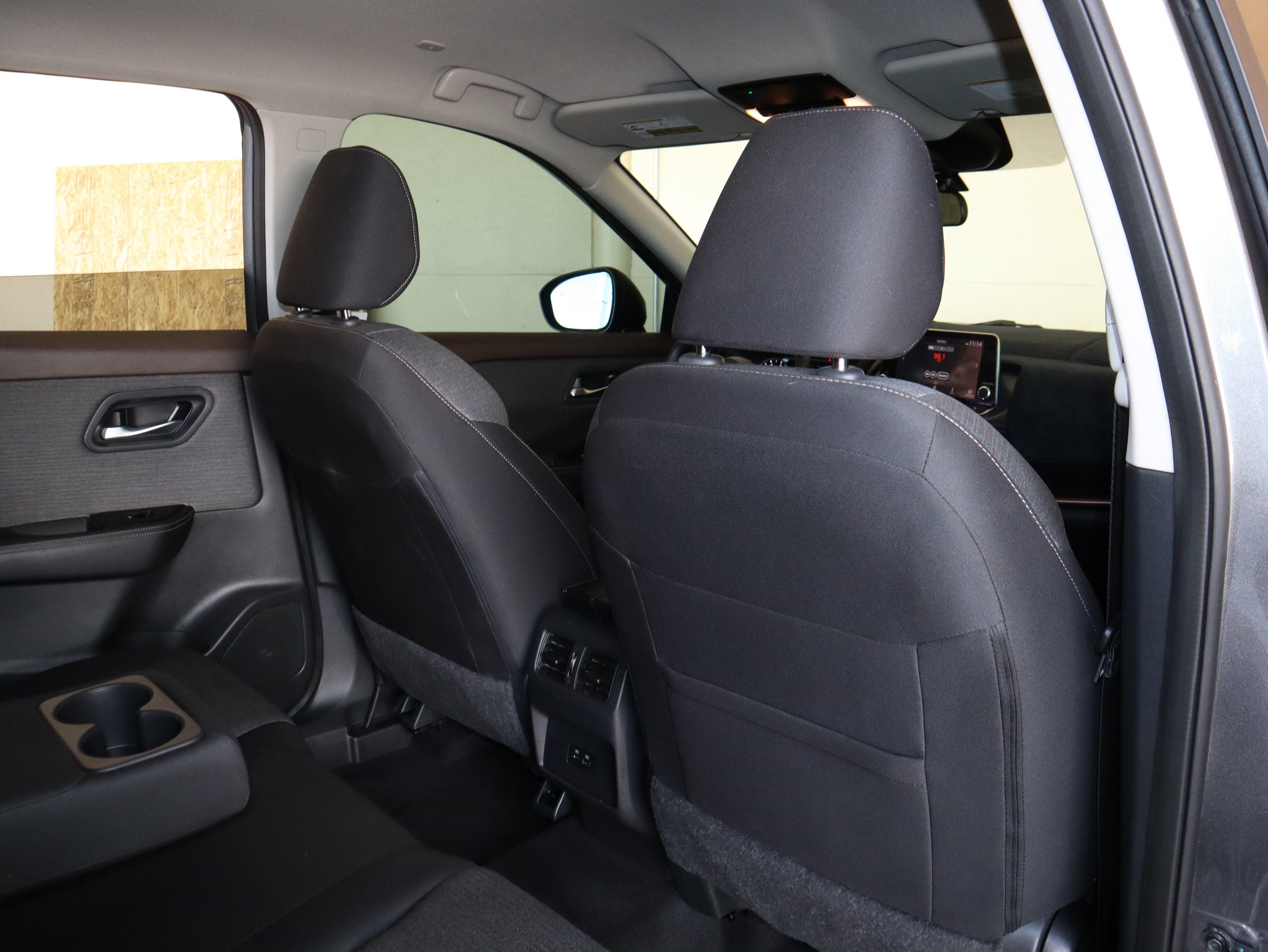 Used 2023 Nissan Rogue SV AWD/4WD image 42