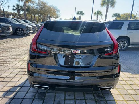 Certified 2025 Cadillac XT4 Premium Luxury FWD image 6