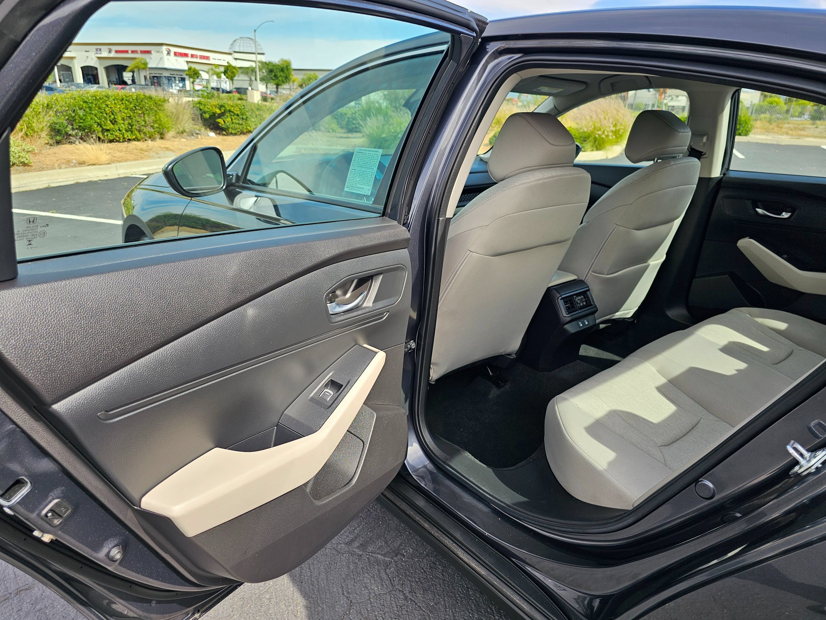 Used 2025 Honda Accord LX image 17