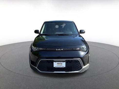 Used 2025 Kia Soul LX w/ LX Technology Package FWD image 4