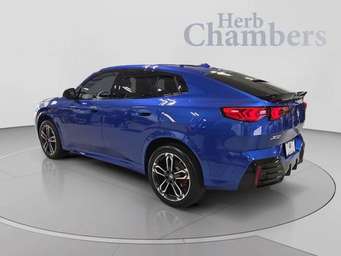 Used 2026 BMW X2 xDrive28i w/ Technology Package AWD/4WD image 3