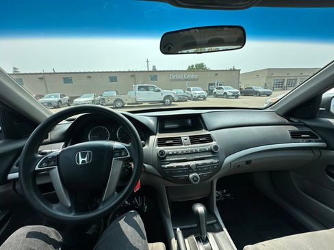 Used 2012 Honda Accord LX image 40