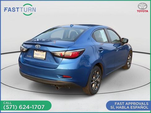 Used 2019 Toyota Yaris LE FWD image 8