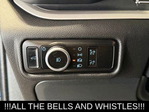 Used 2023 Ford Explorer XLT w/ Equipment Group 202A AWD/4WD image 30
