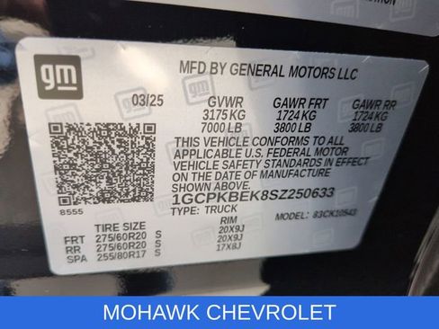 Used 2025 Chevrolet Silverado 1500 Custom AWD/4WD image 34