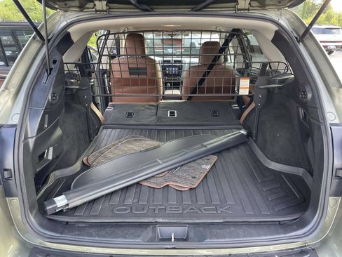 Used 2019 Subaru Outback 2.5i Touring AWD/4WD image 32