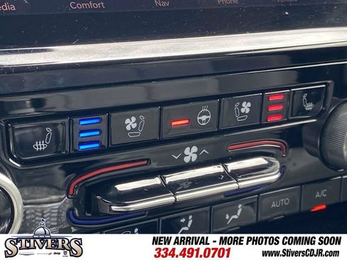 Used 2021 Jeep Grand Cherokee L Overland w/ Luxury Tech Group IV AWD/4WD image 26