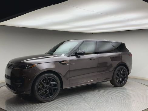 New 2026 Land Rover Range Rover Sport Dynamic SE AWD/4WD image 6