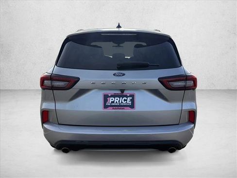 Used 2024 Ford Escape ST-Line image 6