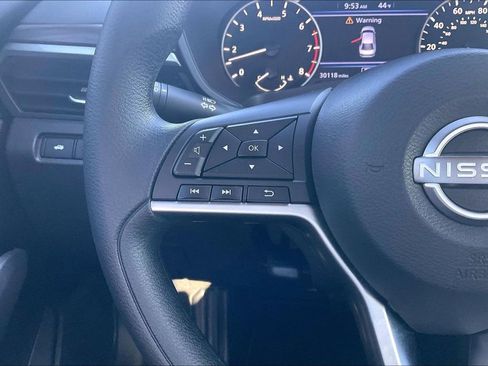 Used 2023 Nissan Altima 2.5 SV image 17