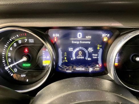 Used 2023 Jeep Wrangler Unlimited AWD/4WD image 11
