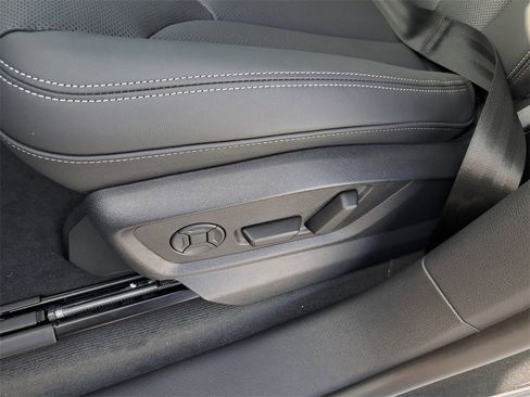 New 2026 Audi Q8 Premium Plus image 19