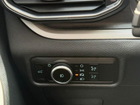 Certified 2023 Ford Explorer XLT w/ Equipment Group 202A image 22