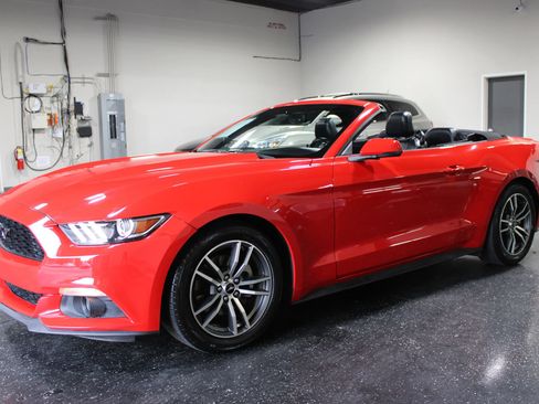 Used 2015 Ford Mustang Premium RWD image 2
