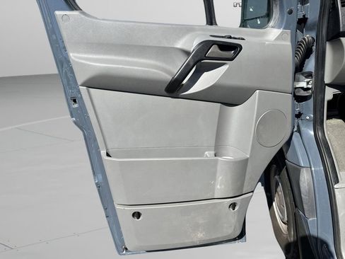 Used 2018 Mercedes-Benz Sprinter 144 Cargo image 22