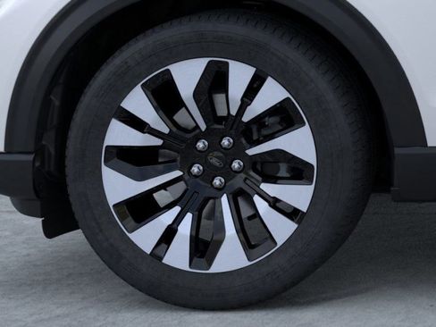 New 2026 Ford Explorer Platinum w/ LUX Leather Package image 19