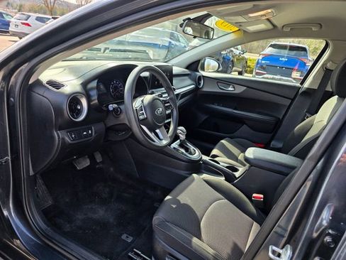 Used 2019 Kia Forte LXS FWD image 14