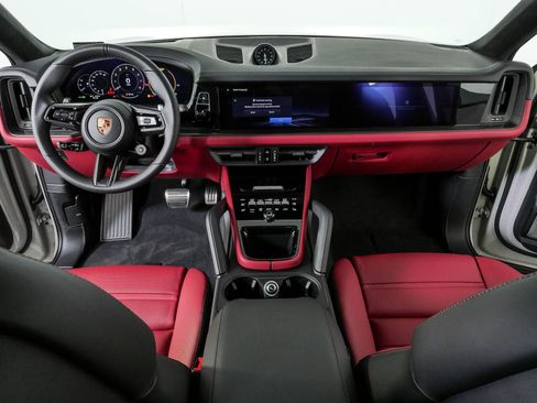 New 2026 Porsche Cayenne GTS AWD/4WD image 20