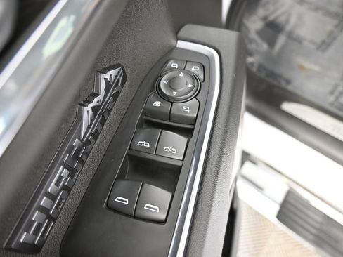 Used 2024 Chevrolet Silverado 1500 High Country w/ Technology Package AWD/4WD image 20