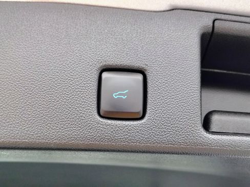 Used 2023 Ford Escape ST-Line Select w/ Tech Pack #2 AWD/4WD image 19