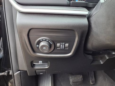 Used 2021 Jeep Grand Cherokee L Limited image 22