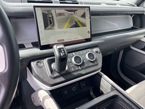 Used 2023 Land Rover Defender 130 First Edition AWD/4WD image 9