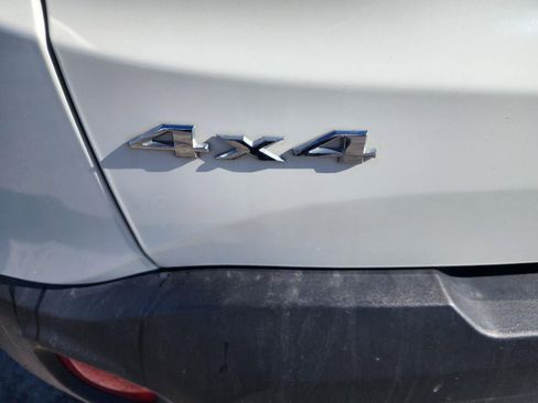 Used 2020 Jeep Renegade Latitude w/ Cold Weather Group image 31